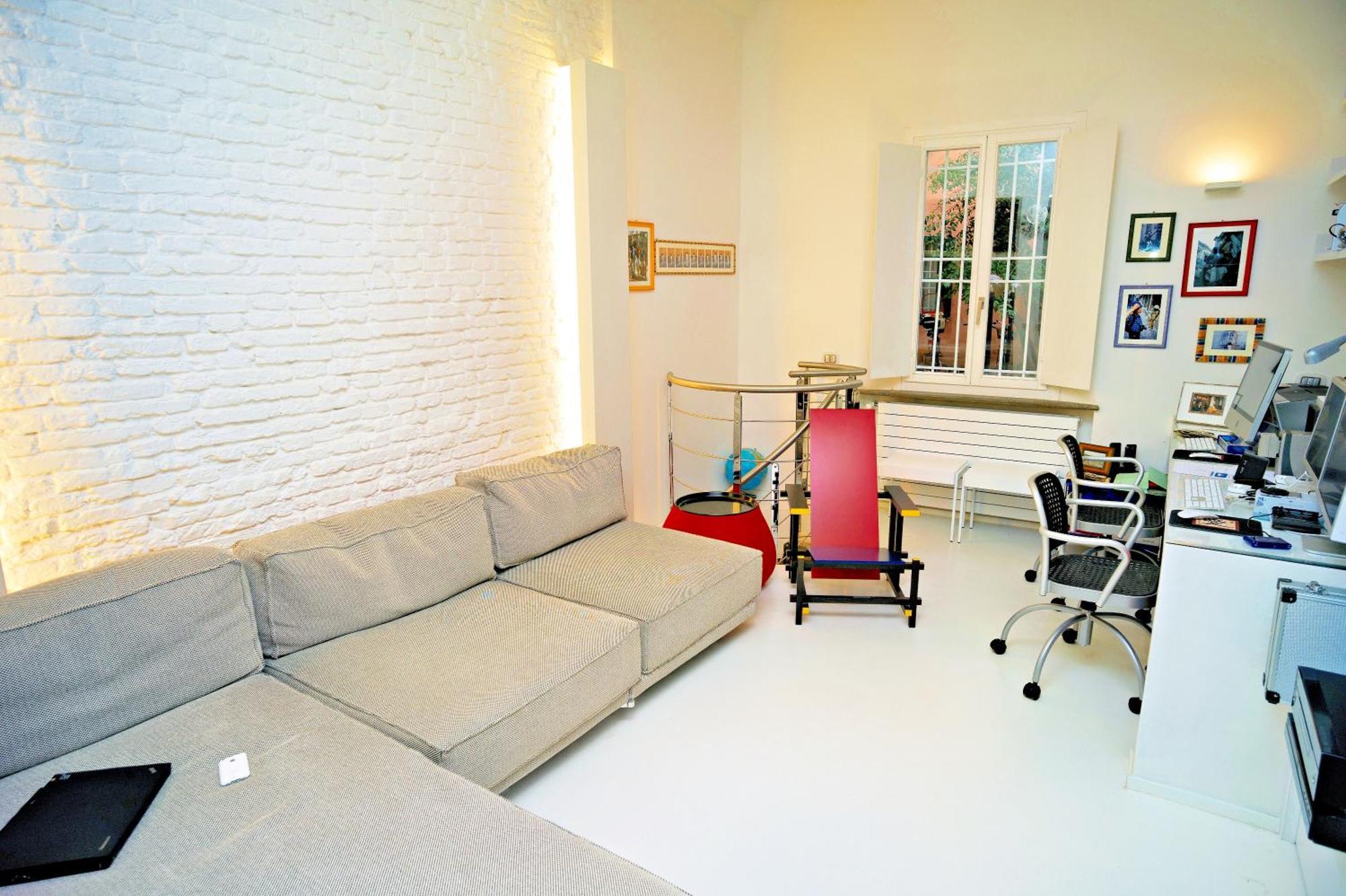 Elegant And Modern Loft In Medieval Bologna Buitenkant foto