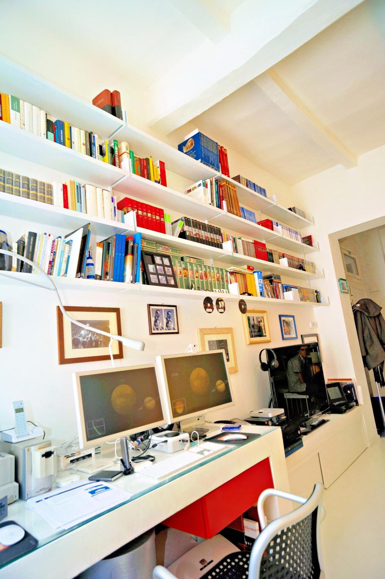 Elegant And Modern Loft In Medieval Bologna Buitenkant foto