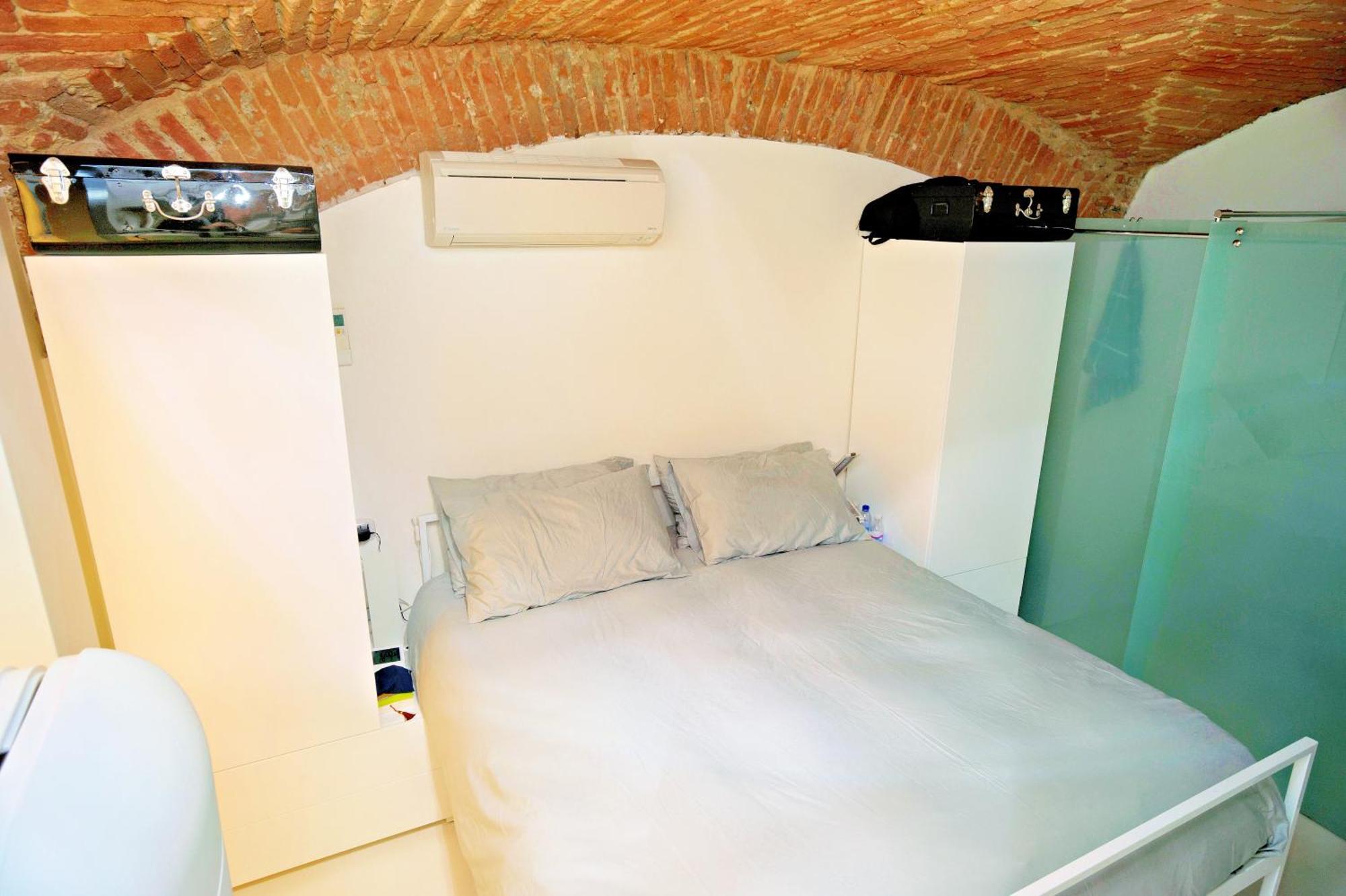 Elegant And Modern Loft In Medieval Bologna Buitenkant foto