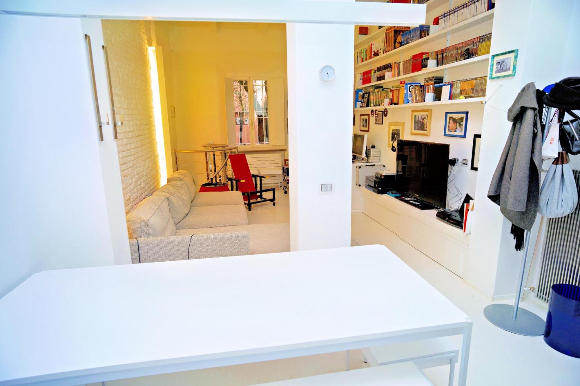 Elegant And Modern Loft In Medieval Bologna Buitenkant foto