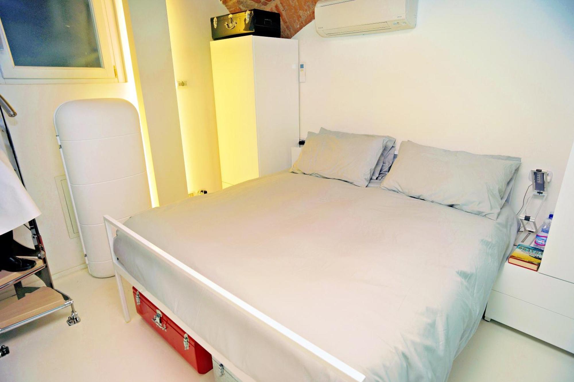 Elegant And Modern Loft In Medieval Bologna Buitenkant foto