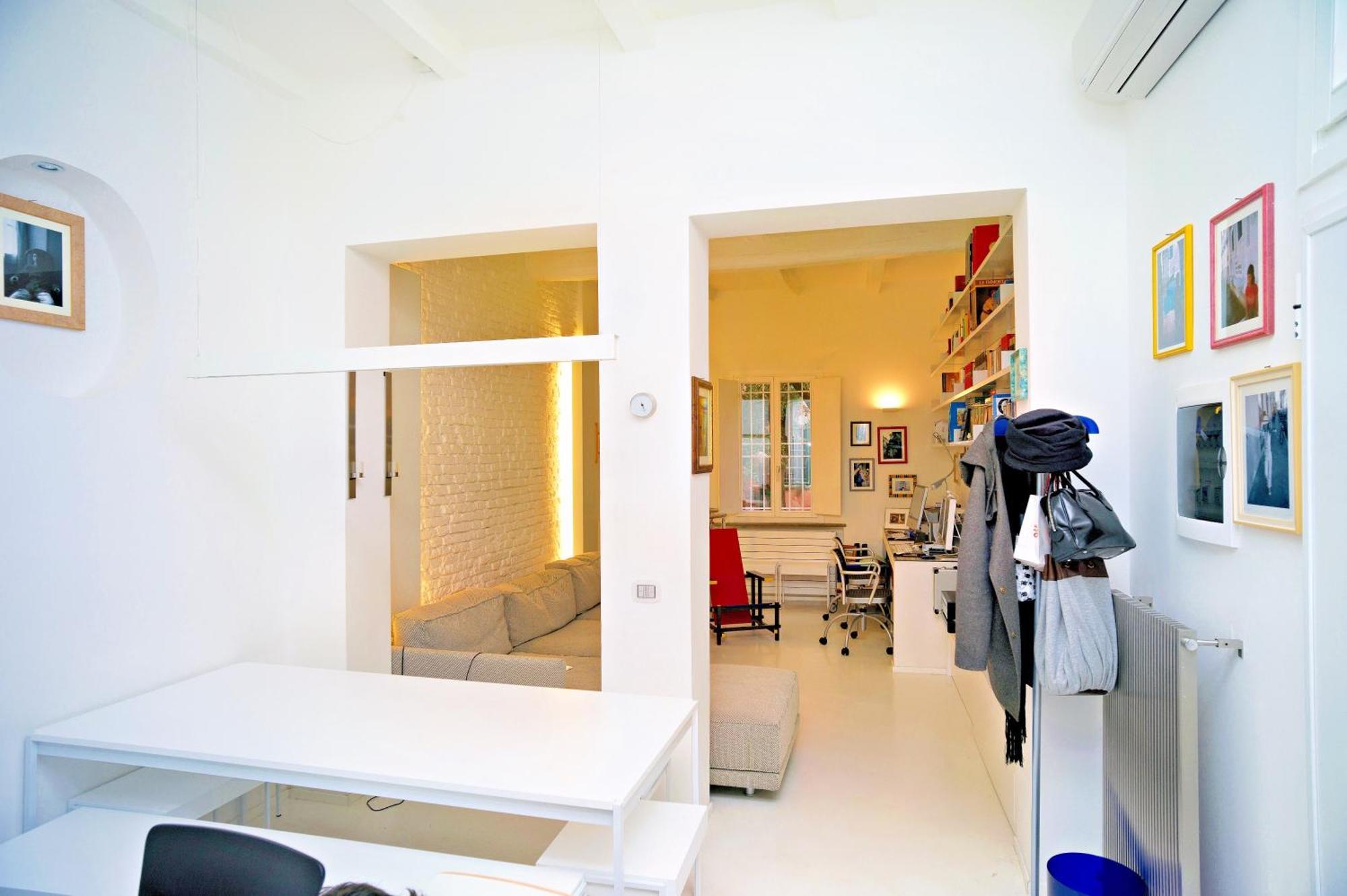 Elegant And Modern Loft In Medieval Bologna Buitenkant foto
